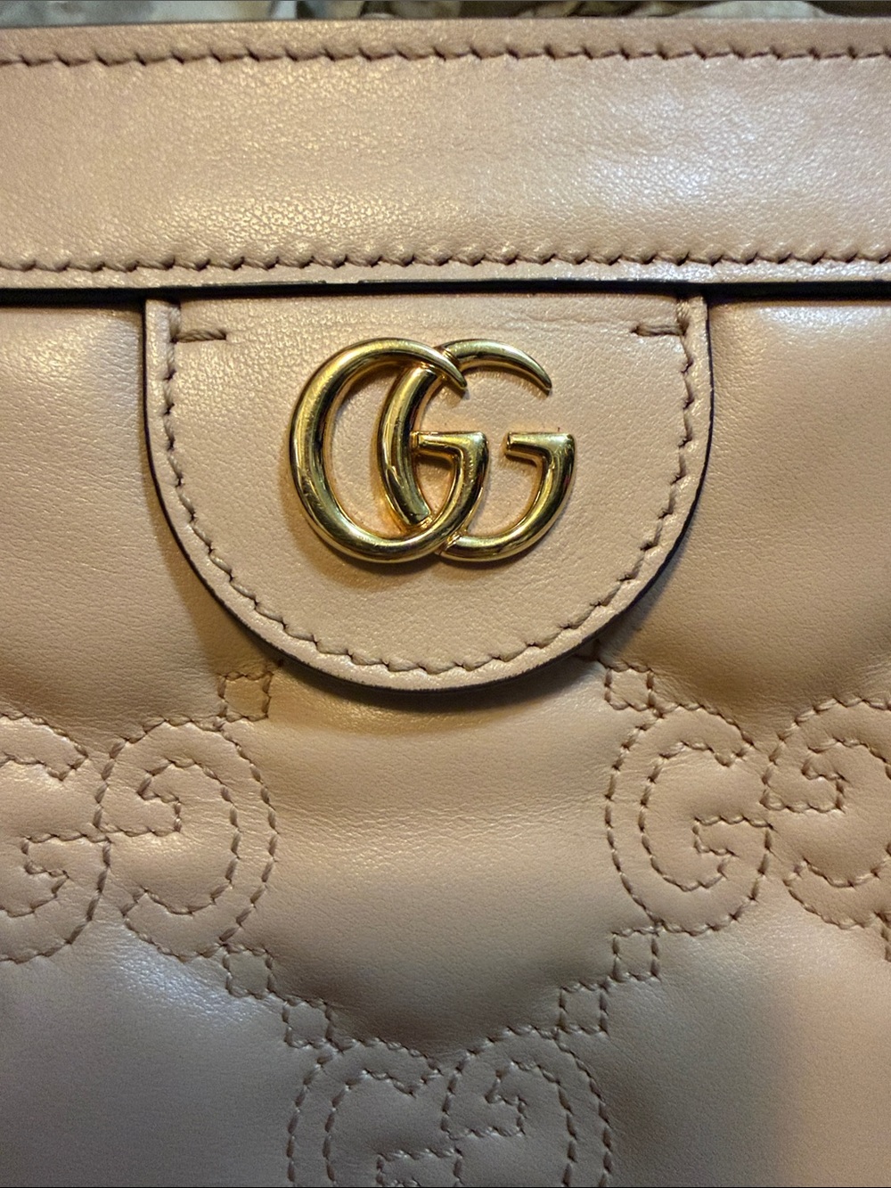 Gucci Women's GG-Matelassé Leather Cross-body Bag - Picture 6 of 7